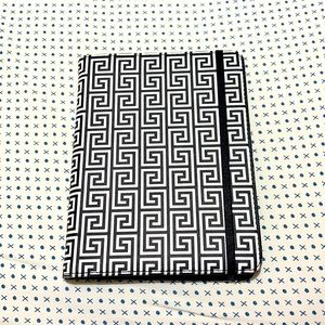Kindle with GORGEOUS Jonathan Adler Case